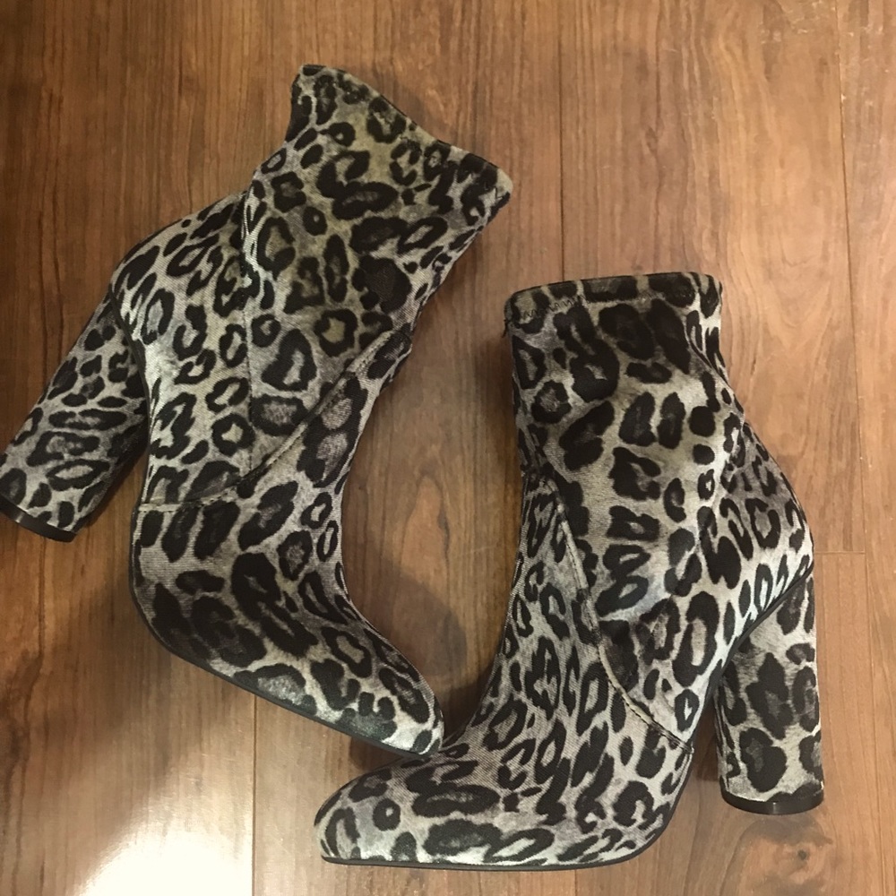 Velvet animal print booties